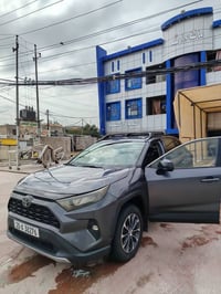 TOYOTA RAV VOR 2019     وارد  امريكي   الفحص  كامل           الاضافات ...