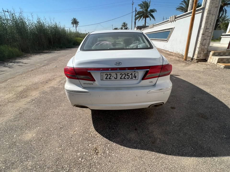 ازيرا للبيع موديل ٢٠١١
مكفوله كفاله عامه 
فيه بارد قليل 
محرك جديد كير جديد 
فقط 
نستقبل اتصال 

‭***********‬
