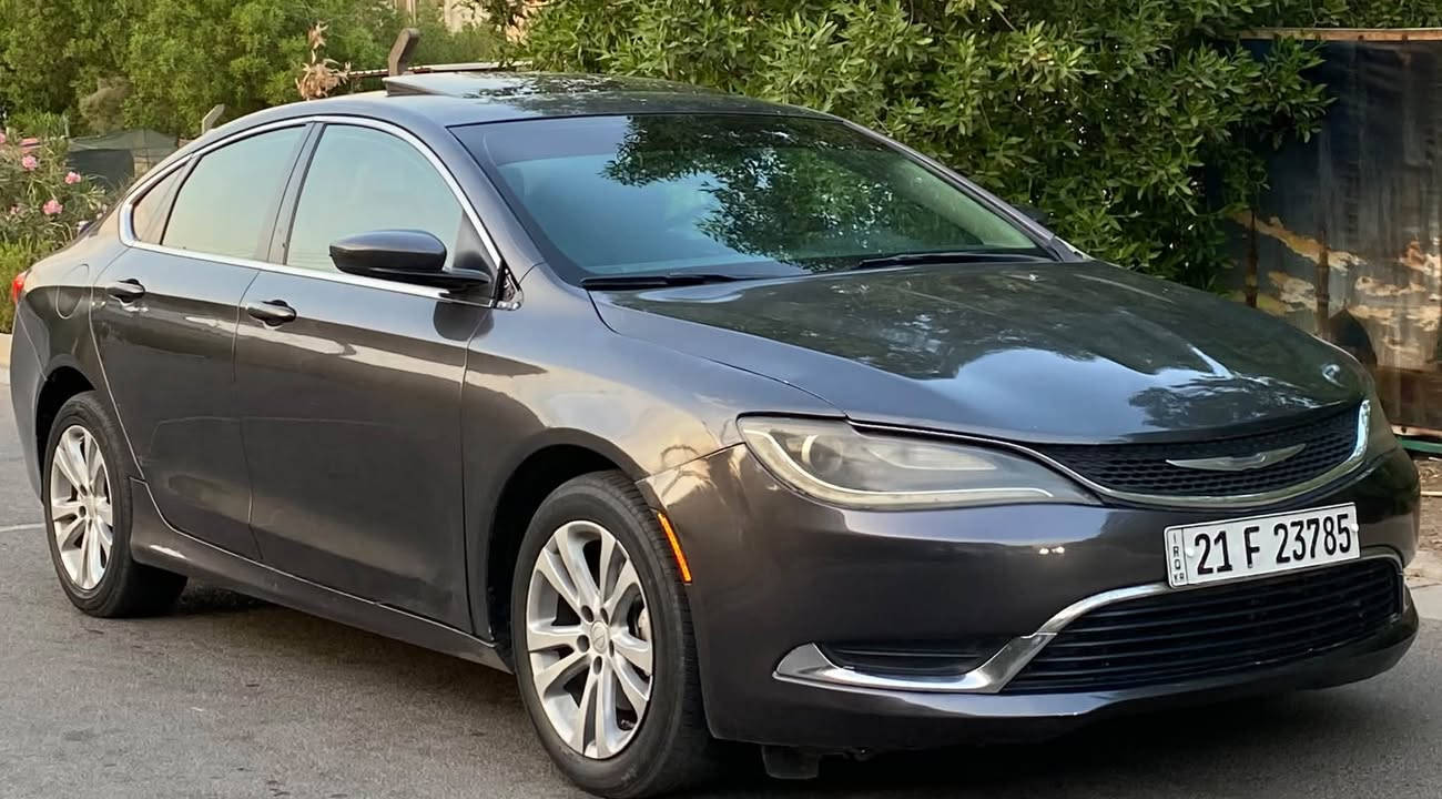 ...﷽ ...
Chrysler..C200
الموديل :- 2016 :

المحرك :- 4سلندر/2400

المواصفات فول 

:- بصمة
:- سلايد 
:- كامرة خلفيه
:شاشة جبير 
سايد بريك بصمه
:- لايتات زينون وباقي المواصفات المعروفه 
السيارة جاهزة وبشرط الكير والمحرك والحدادية والكهربائيات 
السعر:88$ورقة وبيها مجال بسيط 
بيها 5قطع صبغ صبغ الحادث موجوده صور الحادث ب المنشور هم 
العنوان :بغداد :
للاستفسار اتصل :-   ***********

نص مكتوب في الصور:
- carsbidshistory.com
- 1. Lot: 21829038 9:58 Full check this VIN! Remove VIN carsbidshistory.com