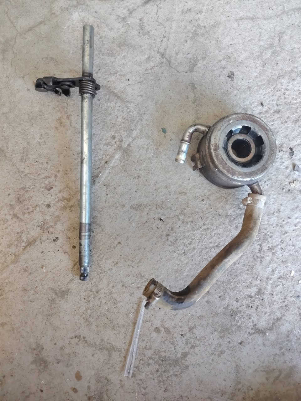 السلام عليكم غراض بطح CBr954 rr للبيع عل شغل كور كامل ما بي أي خل مكاني بغداد ***********
