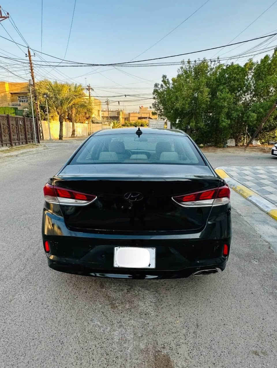 للبيع هونداي سوناته 2018
رقم ديالى الجديد 
سنويه جديده بأسمي هزه جديده 
تحويله هنا بغداد بكل موقع 
محرك 2400 مكفوول
كير AT مكفوول
صدر أمامي خلفي شاده جديد 
تخم تاير شادله جديد 
شاشه كبيره 
داخل بيجي 
لايتات جدد شادهن 
ماشيه 80 
ليبل واحد السياره بدون تبديل نهائياً 
جمييع الأيرباكات سليمه 
سياره جاهزه ونظيفه خاليه من كل نقص 
بيه 4 قطع صبغ 
السعر 110ورقه 
مكاني الغزاليه 
***********
