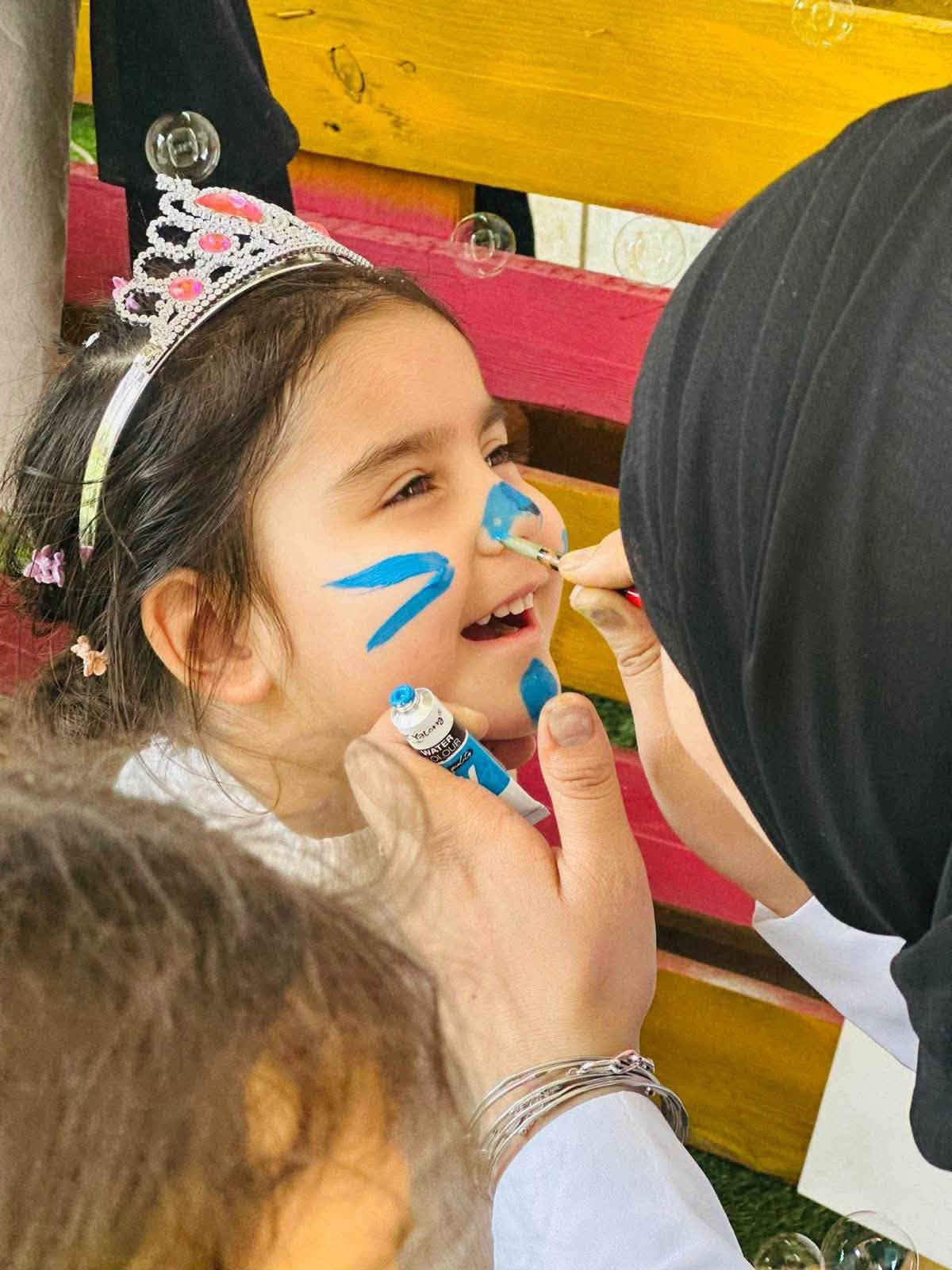 جانب من صور مهرجان الالوان في روضتنا الجميلة 🪻🌷
📍 فرعنا الأول : بغداد – العامرية – نهاية شارع الملجأ – قرب المجلس البلدي
📞 للتواصل والاستفسار: ***********
📍 الفرع الثاني :حي الجهاد - سريع حي العامل - قرب مسبح الرافدين
📞 للاستفسار والتواصل: ***********

📌 تابعونا لتكونوا جزءًا من رحلتنا التربوية، ولتتعرفوا على رؤيتنا ورسالتنا وأهدافنا التي نطمح لتحقيقها معكم.

خطوة طفلك الأولى تبدأ من حلمه الأول 🌱
#روضة_الحلم_الأول #الحلم_الأول #حي_الجهاد
#العامرية
