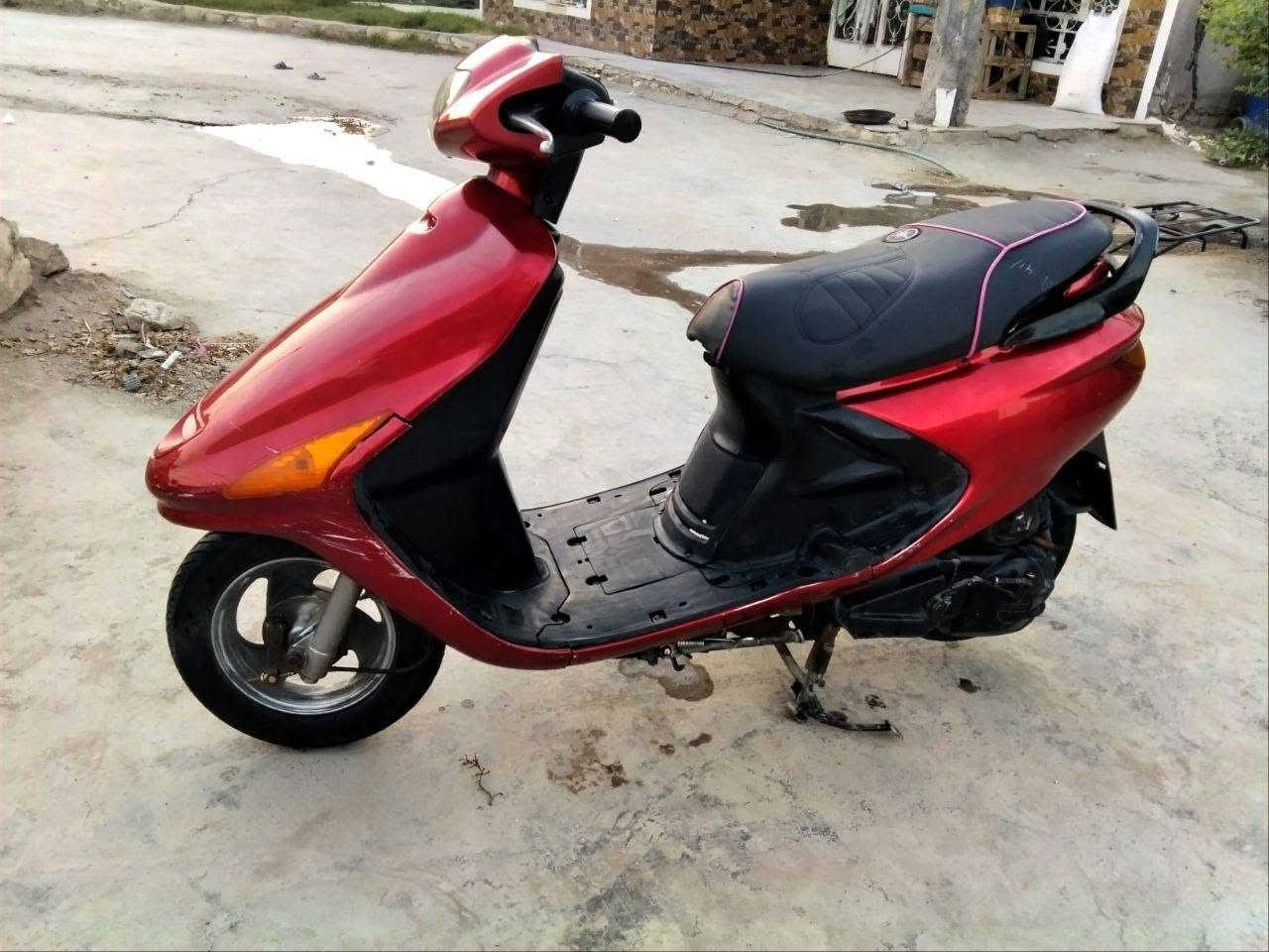 سلام عليكم
دراجه فراشه مكينه بجيس ضفيره كهربائات كامله لايت زنون السعر ب 500 وبيه مجال مكان الحمزه الغربي 
***********
