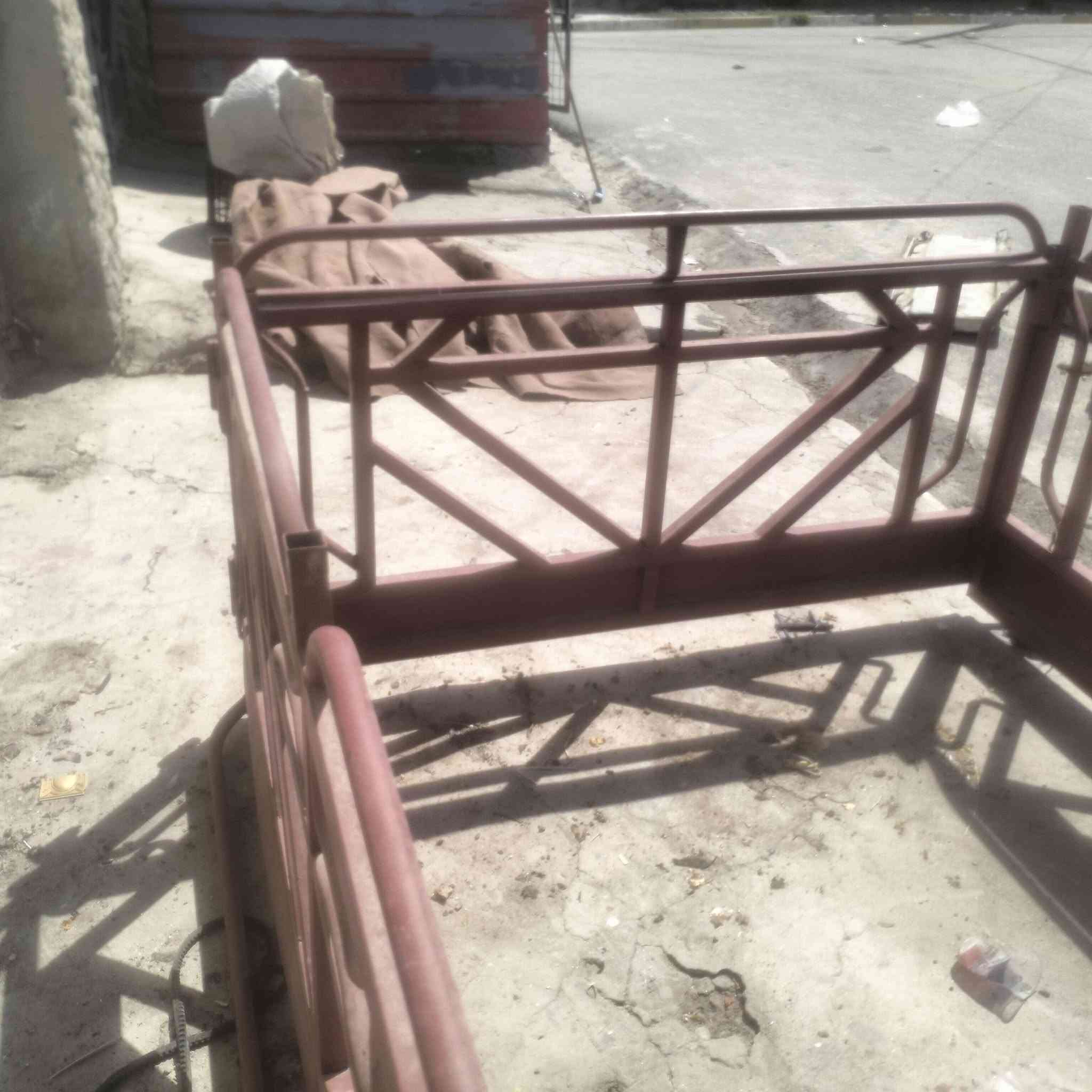 محجل للبيع مال بيكم العنوان الموصل رقم الهاتف//***********//
