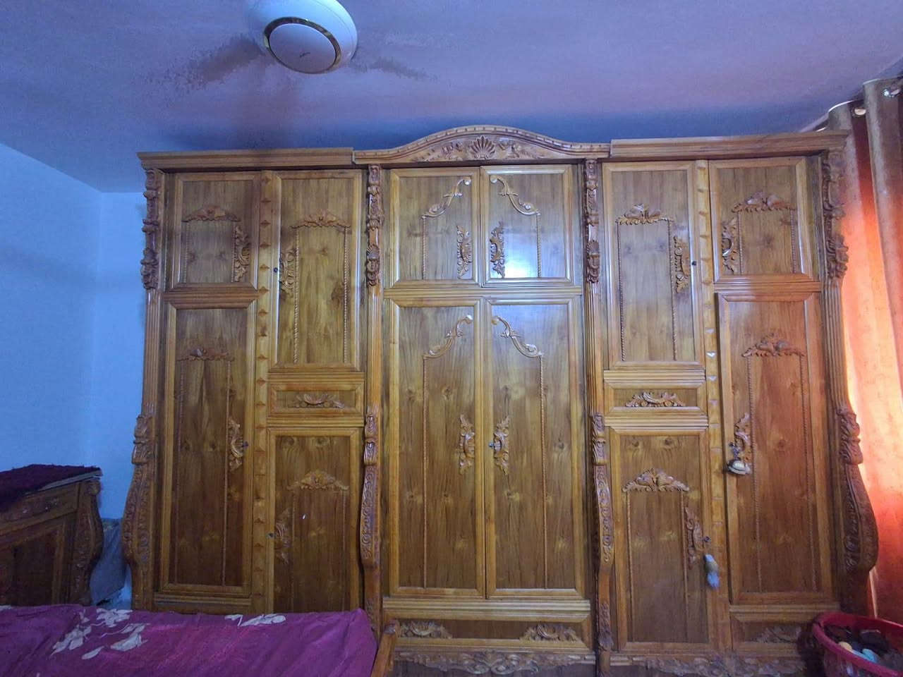 غرفة للبيع • بيها مجال • واتساب