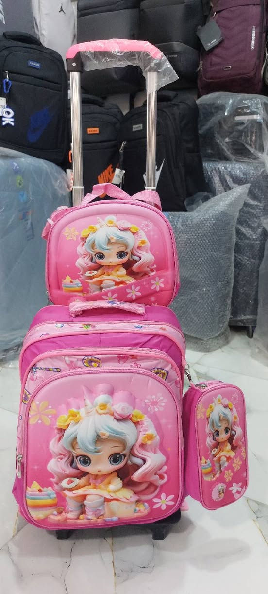 #موسم_العروض_بلش_يمنه_2027
       🎒💗 خصومات الموسم الدراسي بدأ! 💗🎒

دلّلوا أطفالكم بحقيبة عربانة تجمع بين الشكل الحلو والعملية ✨

🔥 تخفيض خاص على هذا الموديل لفترة محدودة!

🎀 تصميم بناتي وولادي مميز
🛒 عربانة للسحب بسهولة
🎒 حقيبة مدرسية عملية
✨ طقم متكامل مع الحقيبة ومحفضه اقلام  وحافضه طعام☑

✅سعر الحقيبه 🔥16.000الف فقط🔥

⏳ لا تنتظرون… الكمية محدودة!
#عنواننا:واسط/قضاء الحي/سوق الحي الكبير شارع القرطاسيه /مجاور محل نجم عبد زغير الكهربائي

📍 معرض عالم الحقائب
📩 للطلب والاستفسار راسلونا على الخاص او الاتصال علئ الرقم ***********📲
متوفر توصيل داخل قضاء الحي وجميع المحافضات
       #معرض_عالم_الحقائب_خيارك_الافضل
