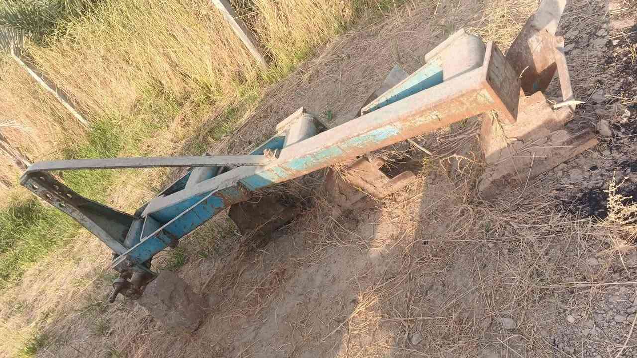 السلام عليكم. فدان ثلاثي للبيع موجود بالحلة الصياحية. السعر ٨٥٠ ألف الرجاء الاتصال على الرقم  *********** وشكرا.
