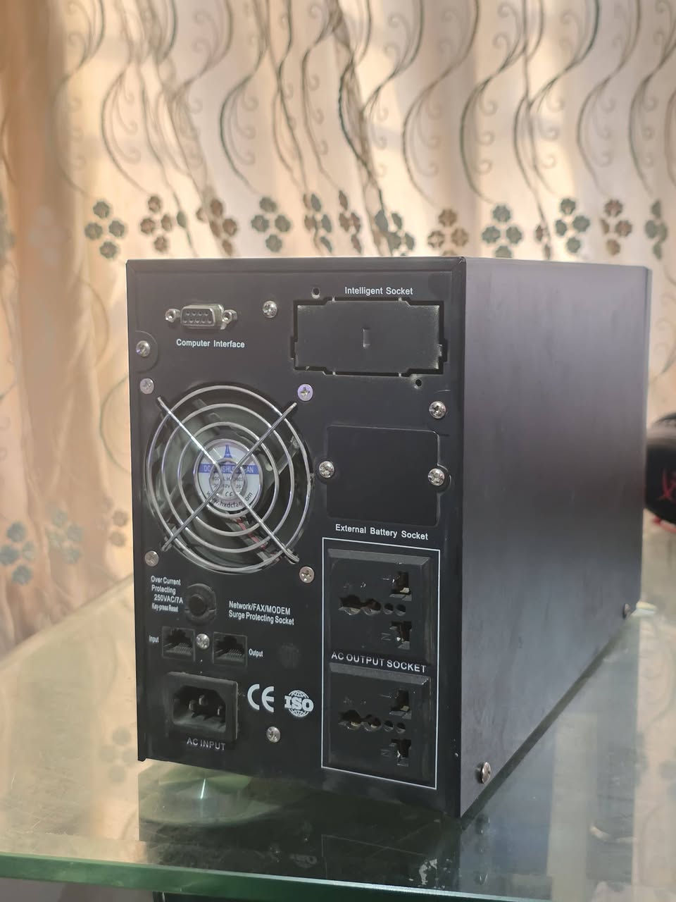 UPS Online Victory Power 1KVA / 1000W للبيع
يو بي اس Online من Victory Power، استعمال شخصي وخفيف جداً، الجهاز بحالة ممتازة ونظيف.
🔹 Capacity: 1KVA / 1000W
🔹 Online UPS – Zero Transfer Time (0ms)
🔹 Pure Sine Wave
🔹 خرج 220V
🔹 AVR لتنظيم الفولتية
🔹 شاشة LCD
🔹 2 مخارج كهربائية
🔹 منفذ بطاريات خارجية External Battery Socket
🔹 RS232 / Computer Interface
🔹 حماية من Overload و Short Circuit
🔹 تبريد بمروحة
🔹 هيكل معدني
🔹 الموديل: V-ON-1KVA
📦 الكارتونة الأصلية موجودة

📍 البيع لعدم الحاجة.

⚠️ ملاحظة: البطاريات الداخلية ضعيفة وتحتاج تبديل، لذلك السعر محسوب على هذا الأساس. الجهاز نفسه يعمل، والبطاريات قابلة للاستبدال.
💰 السعر: 150,000 دينار قابل للتفاوض

رقم الهاتف : *********** واتساب
