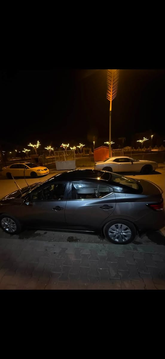 NISSAN SENTRA 2024
السلام عليكم سنترا 2024 للبيع مواصفات معروفة 
***********
