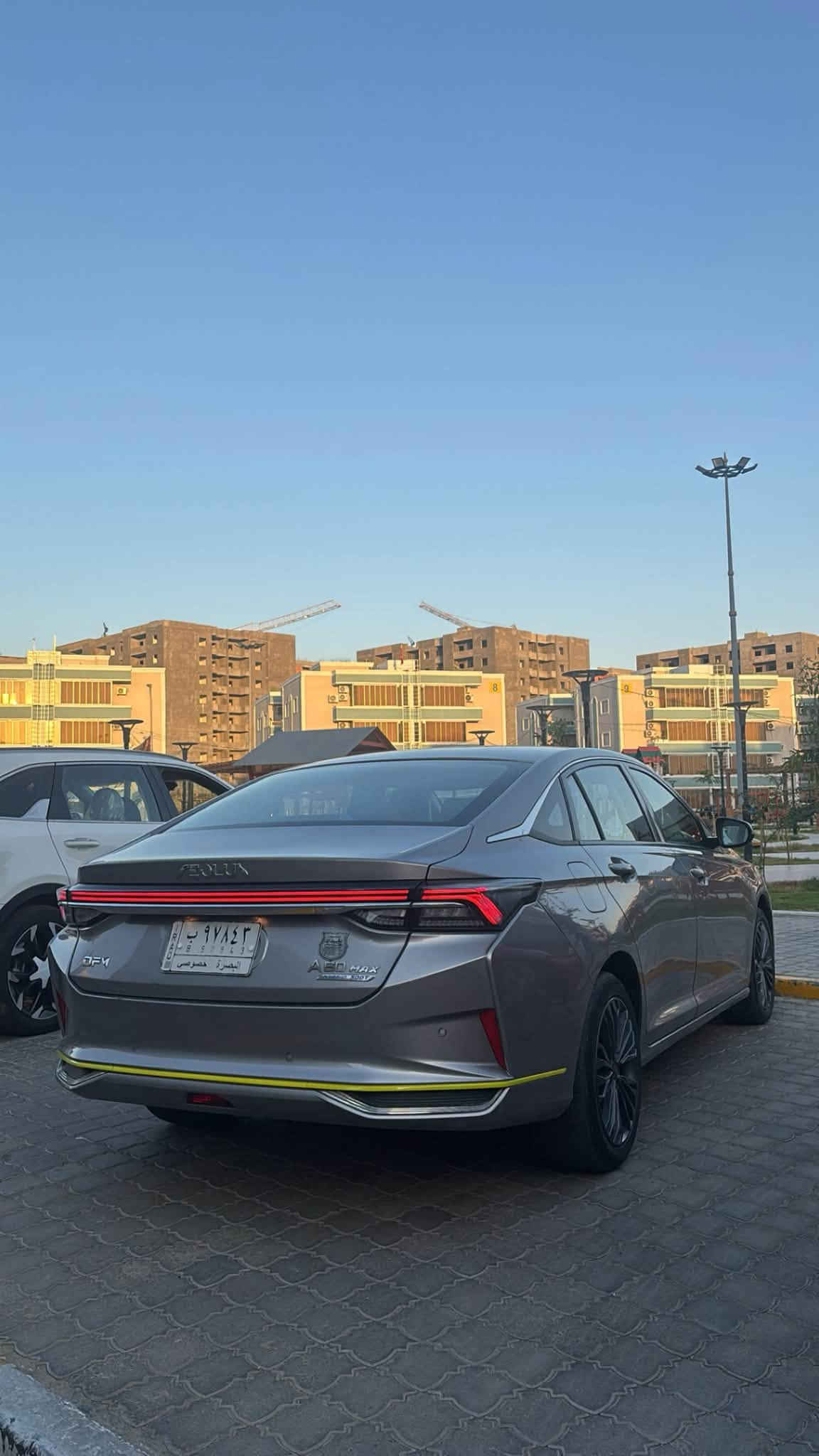 دونك فينج A60MAX موديل 2023  خليجي وكاله ليث العبيدي  مكانها محافظه البصره 
ممشى: 38 الف كيلومتر  مكينه 1500 تيربو هايبرد 
رصاصي 
مواصفات:
1-شاشه دجتل 
2-شاشه وسطيه 
3-سنتر لوك
4-قطعتين تبريد خلفيه 
5-تحكم تبريد شاشه 
6-بانوراما
7-اوتو هولد
8-سايد بريك كهرباء 
9-وضعيات قياده ECO SPORT
10-ماسحات اوتو 
11- لايتات زينون شركه
12-بك لايت ليد متصل 
13- كشنات جلد اسود 
14- تحكم ستيرن
15- تحكم مري ماوس 
16- ثلاجه 
17- اناره ترحيب 
18- بصمه 
 بيها جاملغ الايمن مبدل و شبر بالبنيد و دعاميه مبدله  

السياره كير و مكينه مكفوله شرط الفحص  بدون ايرباك 
للاستفسار: ***********
السياره ب اسمي تحويل ثاني يوم
