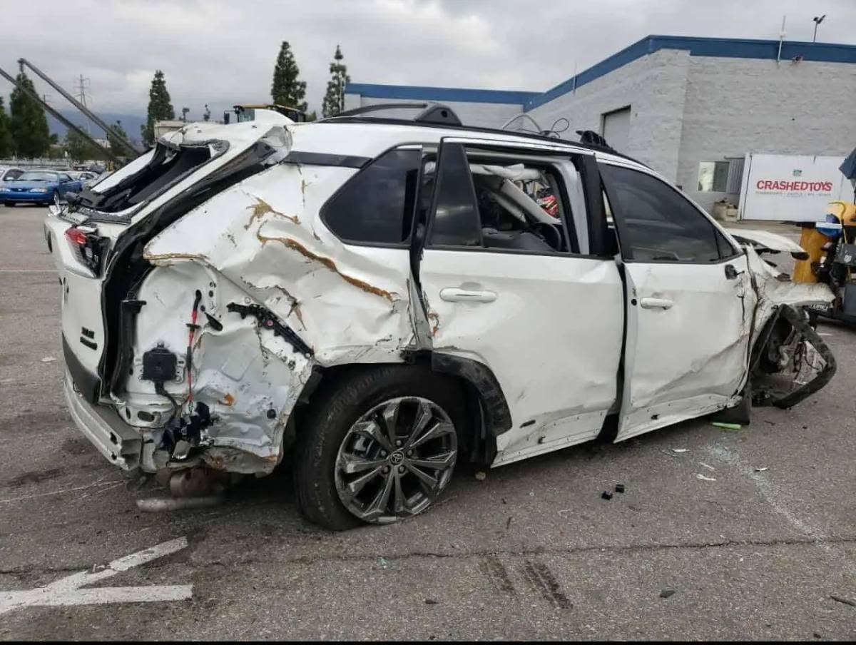 مكلف بالنشر غير متواجد عل فيس يعني ما ارد عل رسايل والتعليقات التواصل عل رقم فقط الشراي يتصل والسعر قفل مابي عمله خلاص
للبيع  او مراوس تويوتا راف فور موديل 2022  هايبرد ماشيه 36 الف رقم السلمانيه شرط التحويل  كير مكينه بطاريات كهربائيات شواصي كله مكفول 
فول مواصفات XLE 
فتحة سقف  رادارات تدفئة مقاعد كشن كهرباء 
السياره مصبوغه حزام وبارد بالقمارة
السعر 130  غير متواجد عل فيس للتواصل اتصال او واتس***********العنوان سامراء طوز, صلاح الدين
