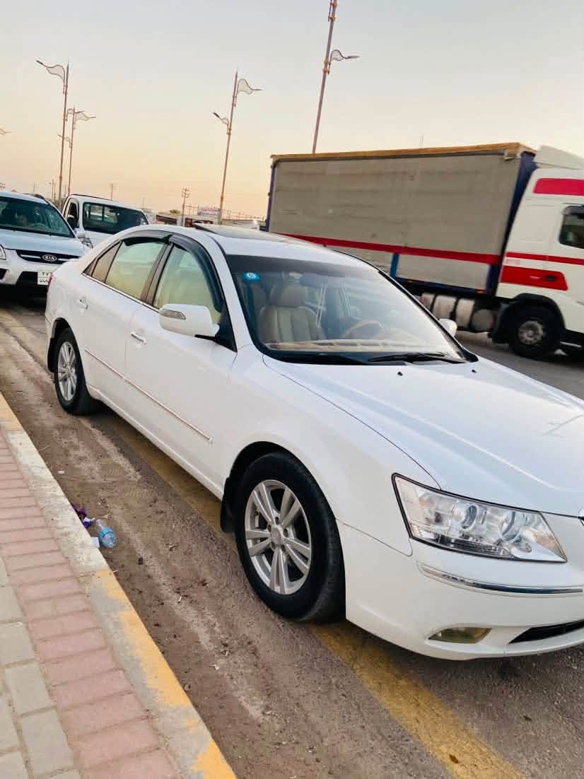 سوناتا للبيع 2009خليجي 
شركه الكاصد
رقم بغداد رقم أنكليزي بسمي تحويل ثاني يوم 
تاريخ الانتهاء 2031
مكينه 2400 مفتوح 
موصفات فتحه اشاير بل مري تحكم ستيرن 
كشنات جلد 3تجوات تبريد بيانو  تثبيت سرعه 5سماعات
سياره مكفوله بيه شويه صبغ بخشم الجامالغ الأمامي ول خلفي بي بارد بسيط 
رقمي ***********
مكاني بابل جبله 
سعر127وبيه مجال للشراي
