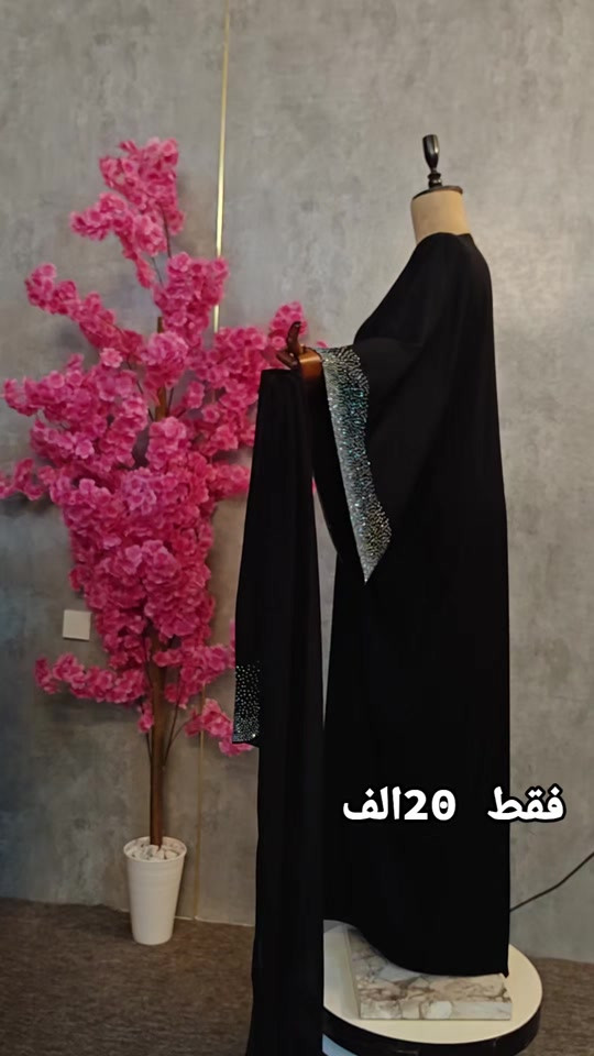 #شعب_الصيني_ماله_حل😂😂 #عبايات_باران #خليجي 

نص مكتوب في الصور:
- فقط 20 الف