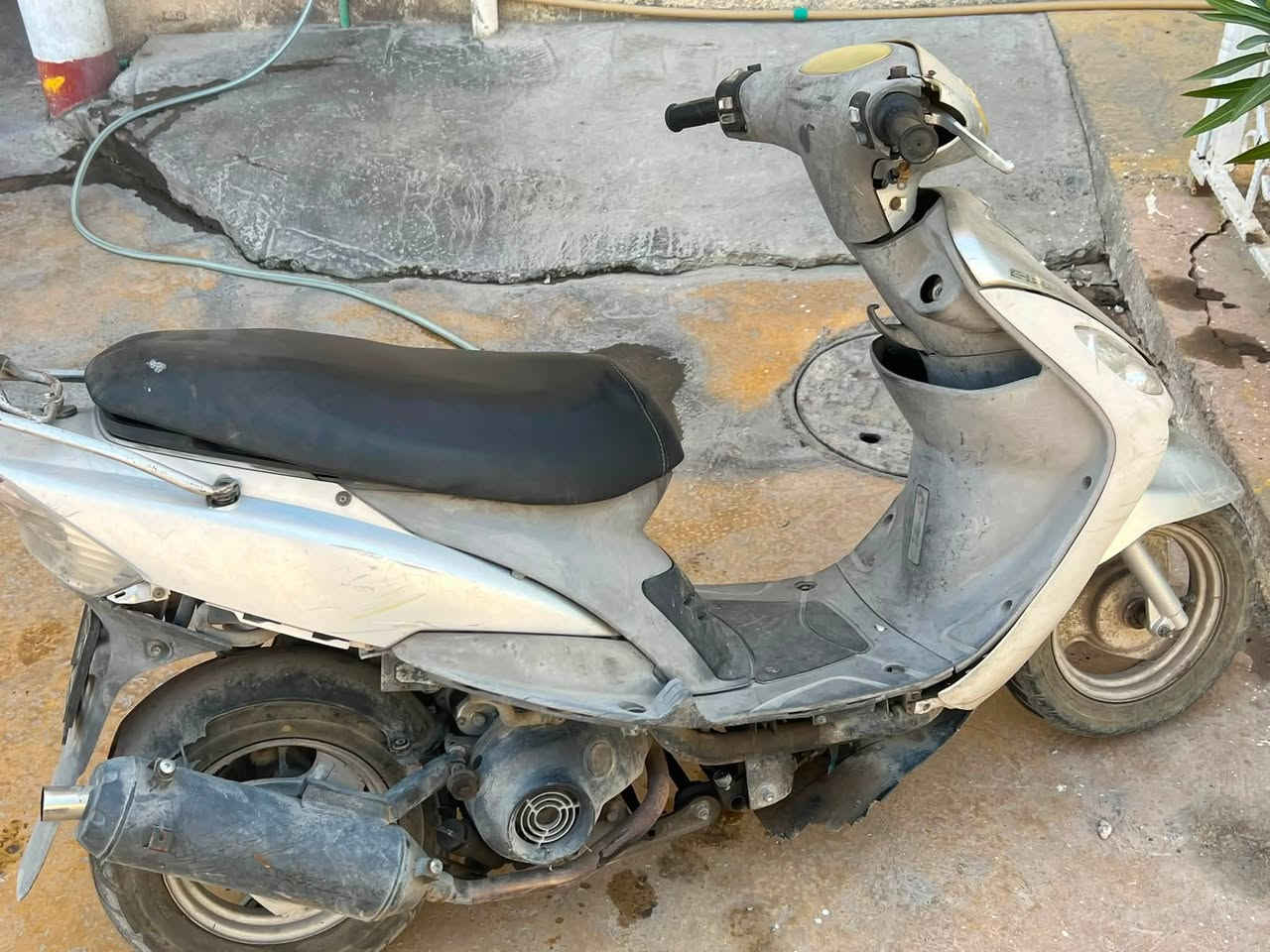 سلام عليكم دراجه ماكس منغولي   كفرات نقص بيها ماحب اصلح اكو أغسل على واقع أبيع سعر 300 بيه مجال العنوان بغداد الكمالية رقم الهاتف  ***********

