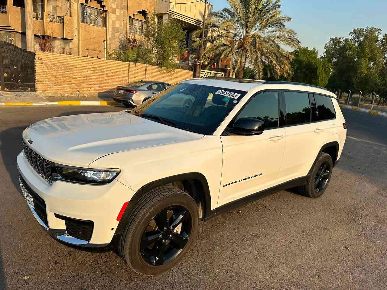 سلام عليكم جيب بلاك توب مديل ٢٥ سبعه راكب ماشيه ٧الف ميل كتاب شهداء بسمي 
وحادثها كما موضح بل صور
رقم للستفسار ***********
السعر ٢٧٠

