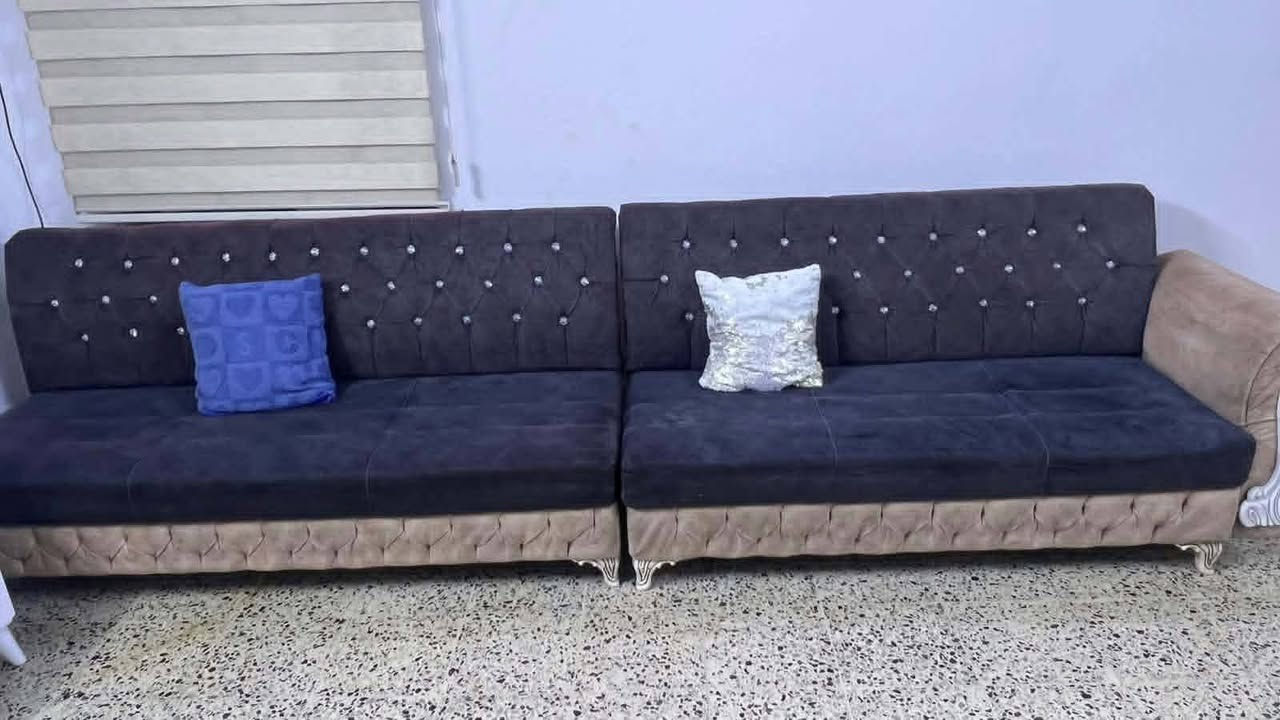 #ديوان شغل عراقي 9 امتار
#زاوية واحدة
#العنوان حي الوحدة
#شراي اتفضل عالخاص 
@للجميع
