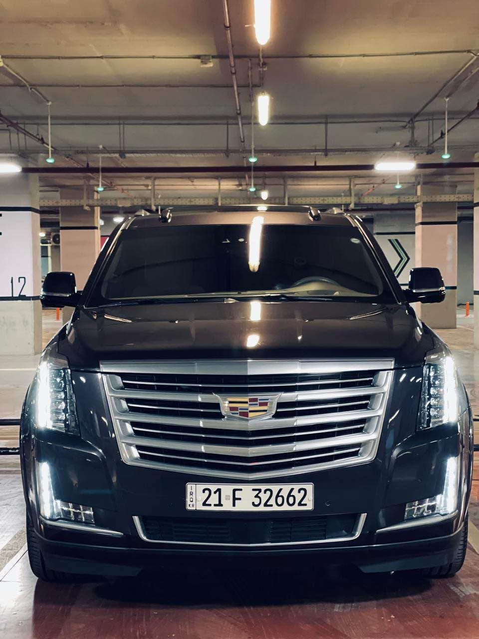 گادیلاک ئسکلیدی فول مواسەفات شتی شازو کەشخە 2018 تەنها یەک پڵا پیدی ئاڕی هەیە ماڵی سەفەرو ڕێیی دور گێڕو مەکینە بەشرت  بێ موشکیلەیە بۆ نرخیش *********** السليمانية, العراق
