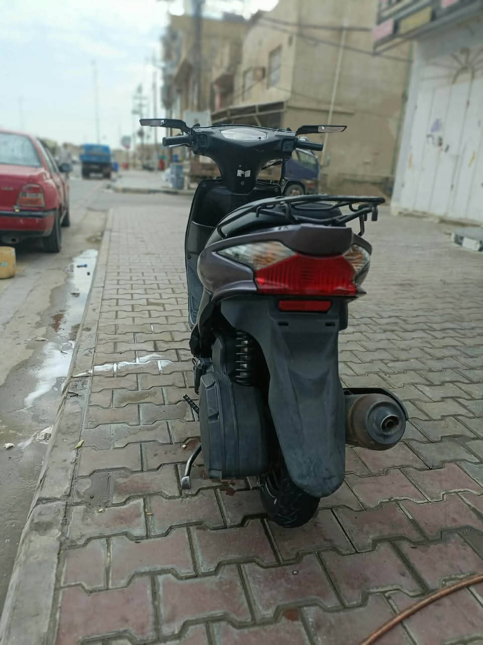 سلام عليكم 
درجه ادرس حديث البيع 
نوزل 
دراجه خير من الله كهربائيات شغاله 
محرك ناعم سعر ٦٥٠ أوبيها مجال 
مكاني كوت 
رقم الهاتف ***********
