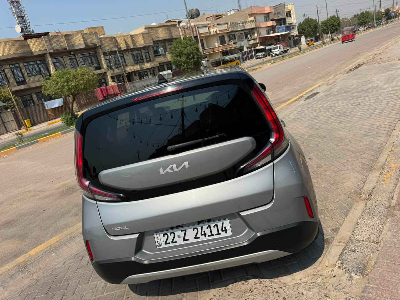 - كيا صول
( KIA SOUL  

الموديل: 2023

مرقم اربيل 

متوفر تحويل أو وكالة

اللون: سلفر 

المواصفات: 

-محرك 4 سلندر 2.0L دوش 
-سويج

-شاشه 

-كامره خلفيه 

-تحكمات ستيرن 

-كشنات جلد 

السعر ١٣٨$

🔴 الحادث : 

كما موضح في الصور 

للاستفسار: ***********

العنوان : بغداد الغزاليه
