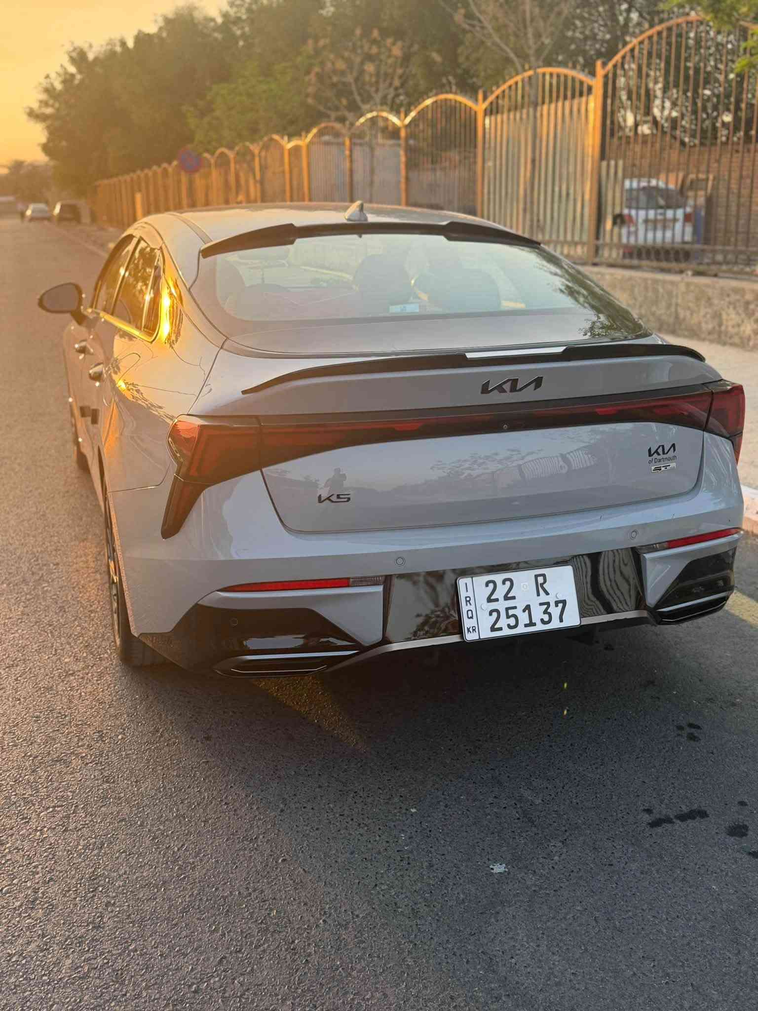 𝟐𝟎𝟐𝟓 𝐊𝐈𝐀 𝐊𝟓-𝐆𝐓.𝐋𝐈𝐍𝐄

Kia K5-GT.LINR مودیل : 2025

رقم اربيل  جديد تحويل مباشر باسمي 
مكان السيارة بغداد 
اللون : اسمنتي 

عداد المسافة : 26  الف مايل 
حجم المحرك : 2.5L ( 4,سلندر )  

كافة الايرباكات سليمة 100%✅

المواصفات : 𝐆𝐓.𝐋𝐈𝐍𝐄
فول فول مواصفات ١/١ عدا بانوراما 

كيج الكتروني
بصمة ابواب
بصمه تشغيل
سماعاتBoss
تشغيل عن بعد ,𝐑𝐄𝐌𝐎𝐓𝐄 𝐒𝐓𝐀𝐑𝐓
شاشة دشبول ديجيتال
شاحن وائر ليس
كاميرا
هاند بريك بصمة
اوتو هولد ،𝐀𝐔𝐓𝐎 𝐇𝐎𝐋𝐃
اوتو ستارات،𝐀𝐔𝐓𝐎 𝐒𝐓𝐀𝐑𝐃
اوتو ستوب ,𝐀𝐔𝐓𝐎 𝐒𝐓𝐎𝐏
رادار امامي (تحديد مسار)
رادار جانبي  (نقاط عمياء)
رادار خلفي (التحذير من الاصطدام)
حساسات امامي 
حساسات جانبي
حساسات خلفي
نظام ,𝐄𝐂𝐎
نظام ,𝐍𝐎𝐑𝐌𝐀𝐋
نظام ,𝐒𝐏𝐎𝐑𝐓
تحكم استيرن
استيرن تدفئة 
كشنات جلد
كشنات كهربائي 
كشنات تدفئة 
داخل سياره اسود و ابيض
تبريد لمس
تبريد مركزي 
لايتات 𝐋𝐄𝐃 ليد عدسة زينون بيلادي
بكلايتات 𝐋𝐄𝐃 ليد بيلادي
ويل كروم

الحادث: 
نخريب فقط بدون دواخل بدون شواصي بدون ايرباك 
عندي سونار مالها 
تفاصيل اكثر الاتصال علی ارقام التاليه
☎️ ***********
السعر 190 و بيها مجال بسيط
