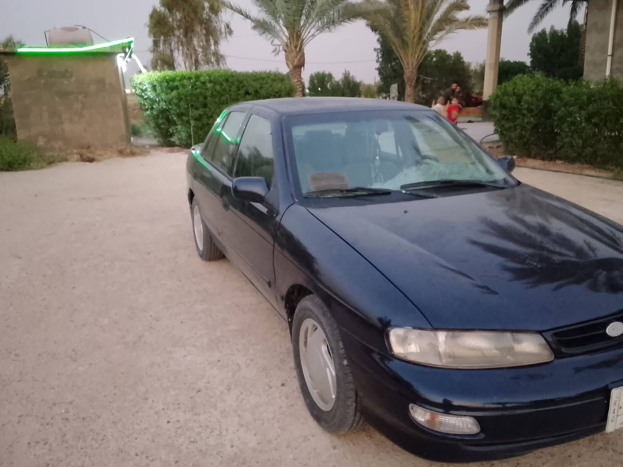 سياره سيفيه للبيع موديل 95رقم بغداد ***********
