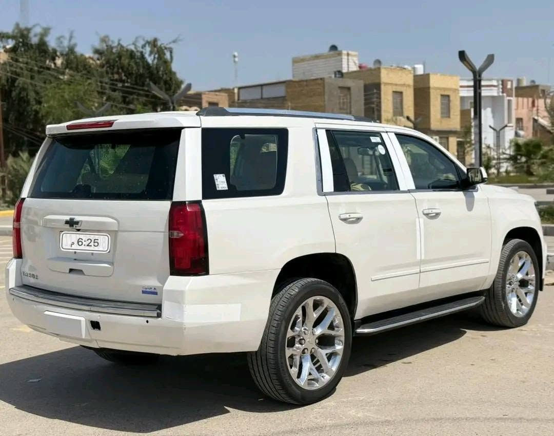 للبيع تاهو 2017 اصل خليجي السعر 215 فول مواصفات LTZ فول للخير سياره رقم بغداد باسمي دولي سنويه وهزه ورقم كله جديد السياره بيه صبغ غير مكفوله من صبغ السياره جديده وجاهزه بمعنى الكلمه محرك كير حداديه تخم تاير كله بشرط منضومه زنون السياره فول للخير معروفه مواصفات LTZ فول فتحه خمس بصمات تدفئه وتبريد داخل قرميدي جنطه شفط قاصه كامره ويل كب 22  اصلي حساسات امامي خلفي مري شفط كشنات كهربائي السياره جاهزه للخير مكاني ذي قار الناصريه ***********
