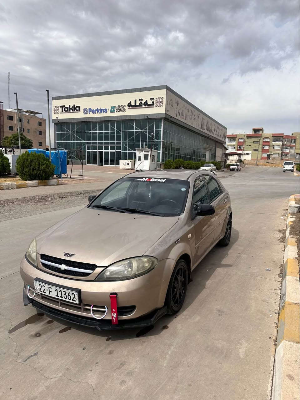 ئۆپترا هاشباک ٢٠٠٩ گێڕ عادی
گێڕ و مەکینەو تەبریدی سارد و گەرم بەشەرت 
جام کارەبا 
شاشە 
کامێرە ی پێش و دوا
٢٣٠ هەزار رۆشتووە و سەنەوی تازەیە و بەناوی خۆمەوەیە و تحویل و غرامە بەشەرت کۆبۆنی بەنزینی هەیە 
یەک پارچەو نیو بۆیاخە و درگایەکی گۆراوە بە شەریکە 
٥٩ وەرەقەو معامەلە 
 ***********
*********** السليمانية, العراق
