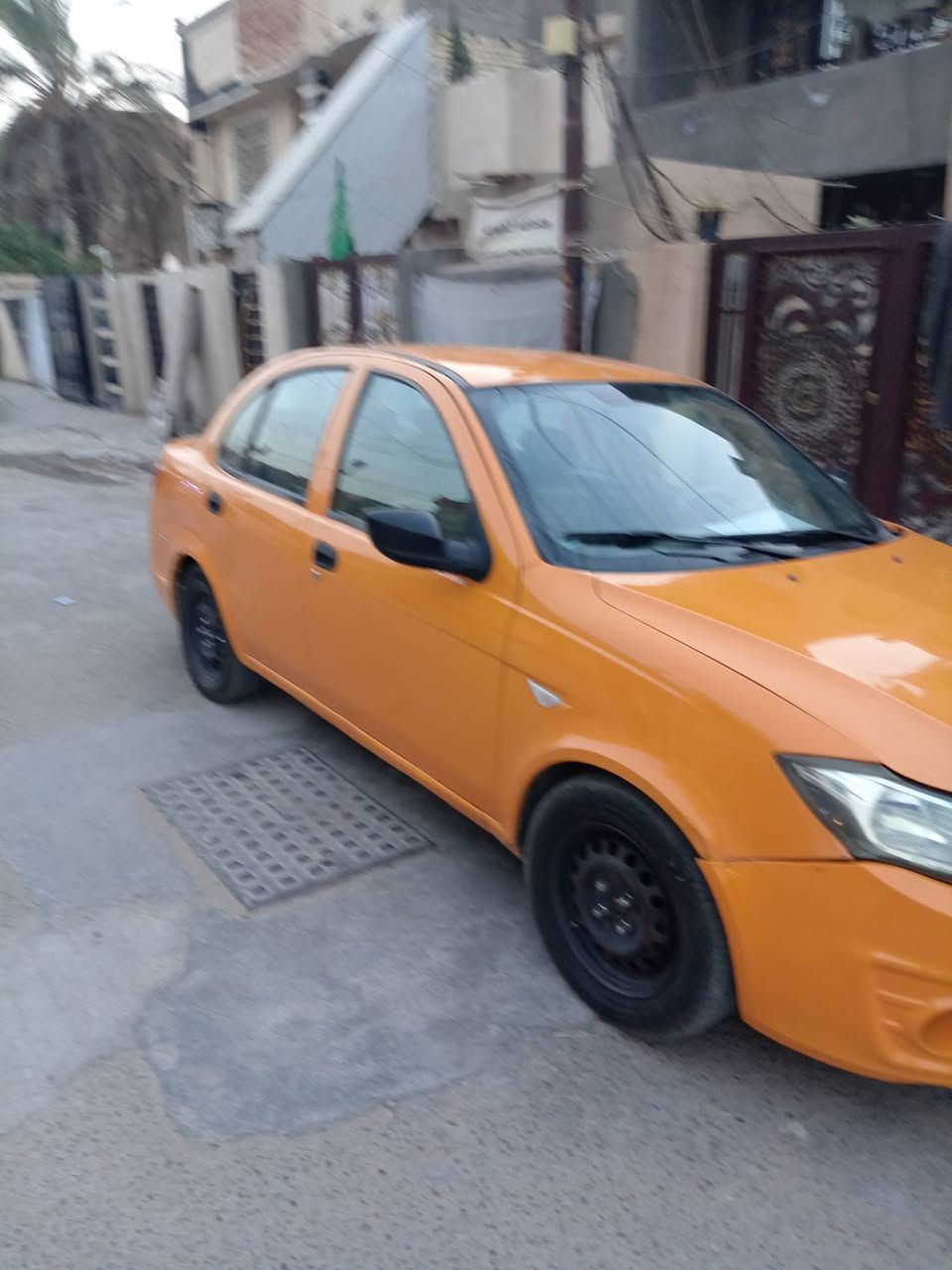سلام عليكم ساينا موديل 19 رقم بغداد دولي مصفره هياه وغرامات كير محرك تبريد مكفول سياره خير من الله المكان بغداد السعر 53 وبيه مجال لشراي  الرقم ***********
