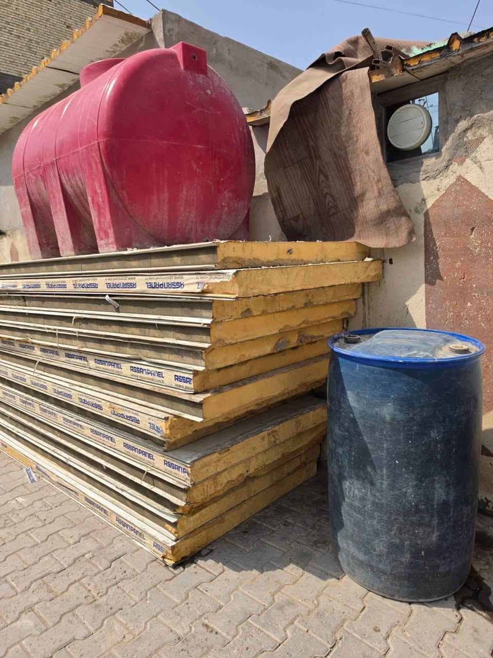 سلام عليكم سندويج جدري البيع  العداد 13الطول 10طول 3قطع المكان كربلاء ***********
