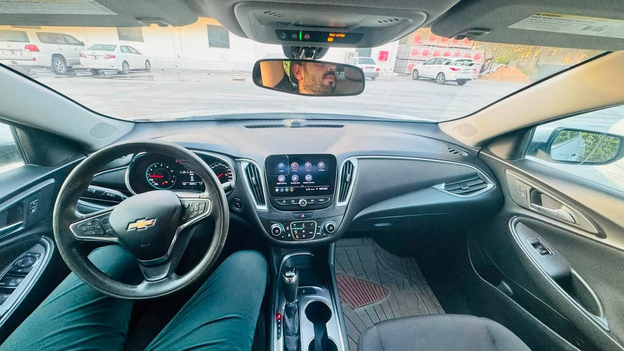 ماليبو وارد 2019
ثلاث قطع 
كفاله محرك كير 
سعره ٨٥ مجال بسيط 
سنويه 2031 بسمي 
***********
