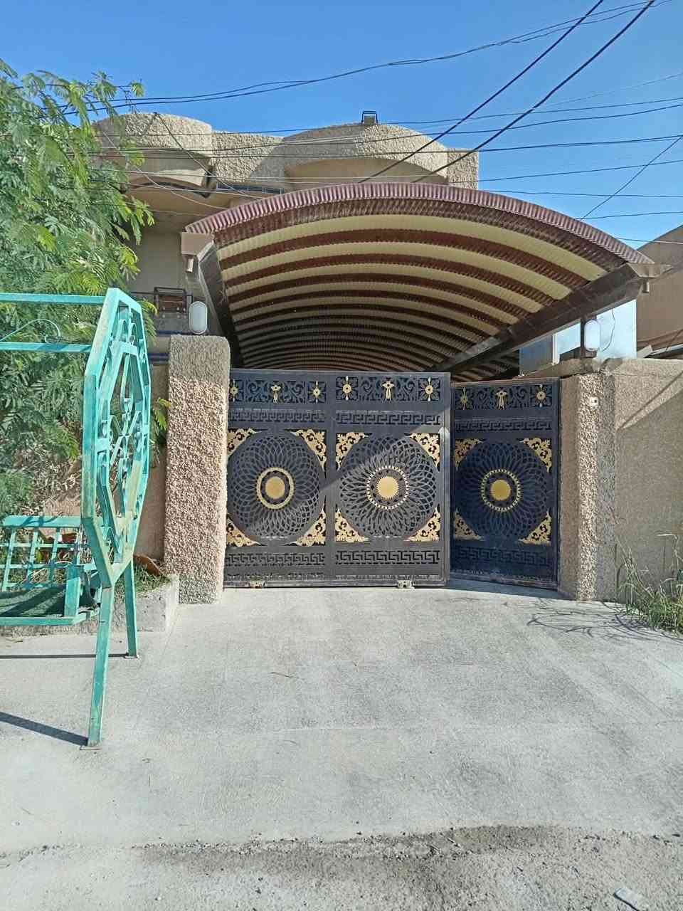 القادسية حي الشهداء • ٢٣٠م • ٤ غرف نوم