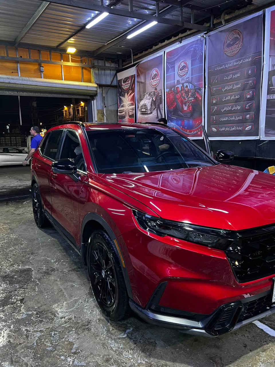 Honda CR-V Sport-L Hybrid 2025 للبيع
• هايبرد 2.0L – 204 HP
• ممشى 12,000 كم فقط
• AWD دفع رباعي
• فتحة سقف كهربائية
• كراسي جلد + كهربائية + تدفئة
• ذاكرة كرسي السائق
• رادارات وحساسات أمامية وخلفية
• Blind Spot مراقبة النقطة العمياء
• Rear Cross Traffic Alert تنبيه حركة المرور الخلفية
• Adaptive Cruise Control مثبت سرعة متكيف
• Lane Keeping Assist تحديد ومساعدة المسار
• كاميرا خلفية متعددة الزوايا
• Power Tailgate صندوق كهربائي
• شاشة 9 إنج + Apple CarPlay / Android Auto لاسلكي
• شحن لاسلكي للموبايل
• تحكم مناخي أوتوماتيك Dual Zone
• إضاءة LED
• جنوط 18 إنج Sport

📍 بغداد – حي الجامعة
💰 السعر: 25,200$
📞 ***********

ملاحظة: طخة بسيطة جدا صارت اثناء النقل بصندوك السيارة موضحها بالصور وتم تصليحها
