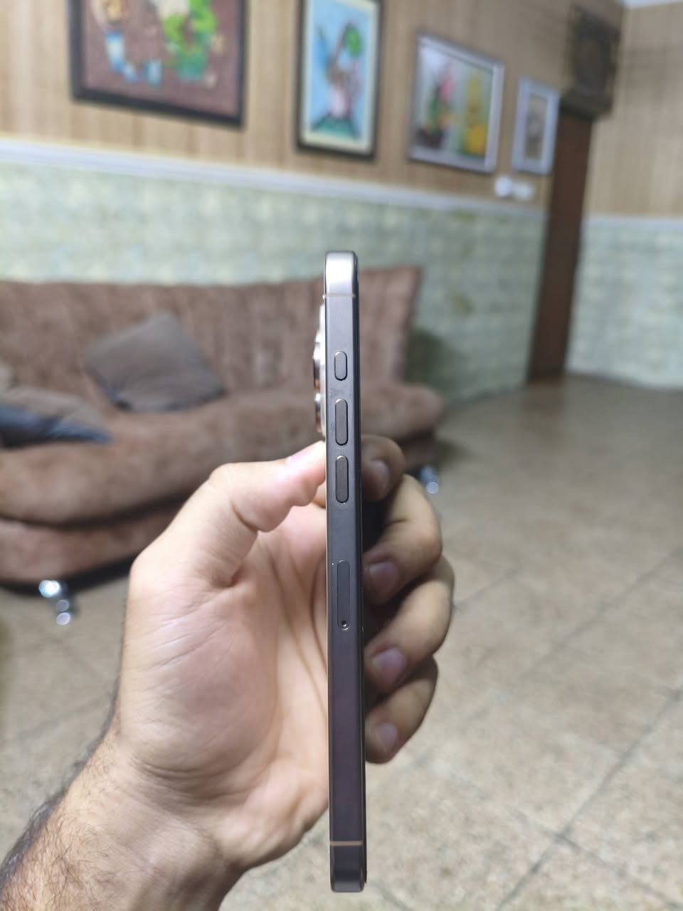 iphone 16 pro max
بطاريه 96 جهاز نضيف شاصي مابيه طخه بس الضهر مكسور ذاكره 256 تك شريحه شرق اوسط بدون كارتونه وياه هديه كفرات رقمي ***********
سعره .مليون 300 الف بيه مجال بسيط
