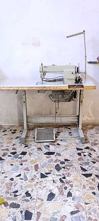 مكينه صناعيه للبيع السعر ١٥٠ الف استفسار انتصل على الرقم 07744285014