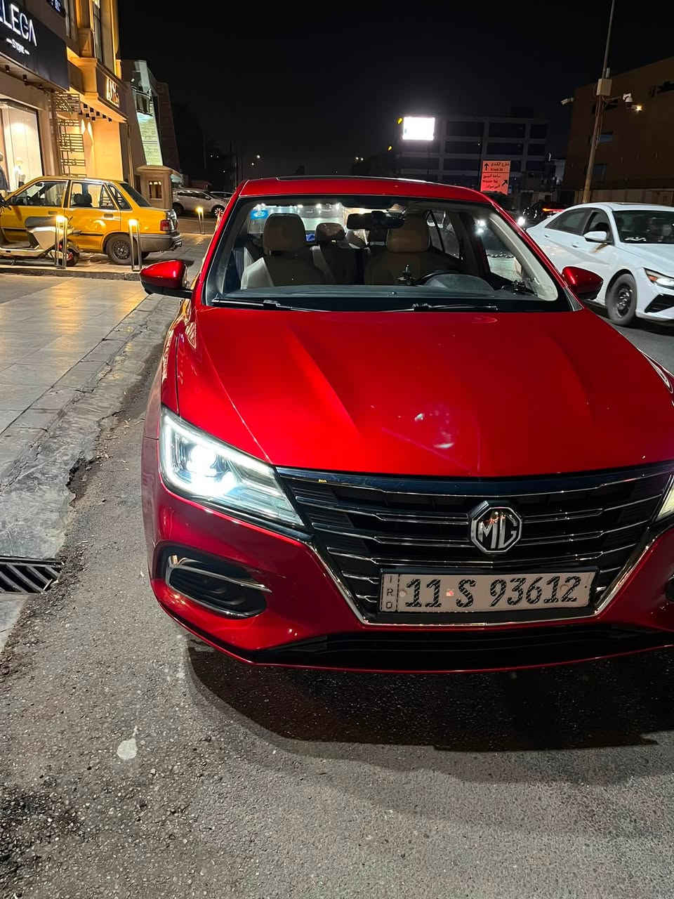 MG5 2022
..ماشية 57 الف كيلو
..اعلى فئة بالمواصفات
..كشنات جلد وجميع الدواخل جلد
..6 كامرات وكامرة 3D
.. فتحة سقف
.. حساسات خلفيه وجانبية
..تدفئة بالكشنات الامامية
..لايتات زنون ابيض
..تحكم كهربائي بأرتفاع اللايت الامامي
.. مرايات شفط
..بصمة دخول وتشغيل
..تحكم كهربائي بالمرايات
..شاشة كاربلاي
..سستم صوت 6 سماعات محيطية 3D وتحكم من الشاشة بنوع الاصوات وتشغيل السماعات
.. تشغيل تبريد من الشاشة + دكَمه يدوي
..نظام eco اقتصادي
اوتو هولدAuto hold دكمة تدوس بريك وحدها بالازدحام
.. مثبت سرعه
..محرك 1500cc اقتصادي
.. اشارات جانبيه بالمري
• الاضرار موضحه بالصور جاملغ مبدل اصلي وكالة بسبب طخه خفيفه والاصلي بعده موجود واللايت الامامي واحد ايضاً من الوكالة وباب مصبوغ خلفي وباقي الاضرار
موضحه بالصور
للتواصل***********
واتساب
