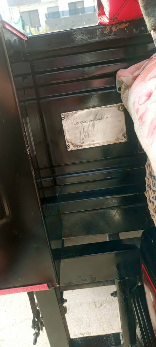 سلام عليكم اخوان ستوته الببع موديل 20 محرك 200 شرط ركبه شاصي محرك كهربيات شغال تايرات جبلس جديد جاهزه مال شغل بليته و منفيس شراي خابرني وتدال مو شراي اعبر منشور رجاء رقم الهاتف  *********** مكاني كركوك قادسيه سعر مليون 350 بيهه مجال
