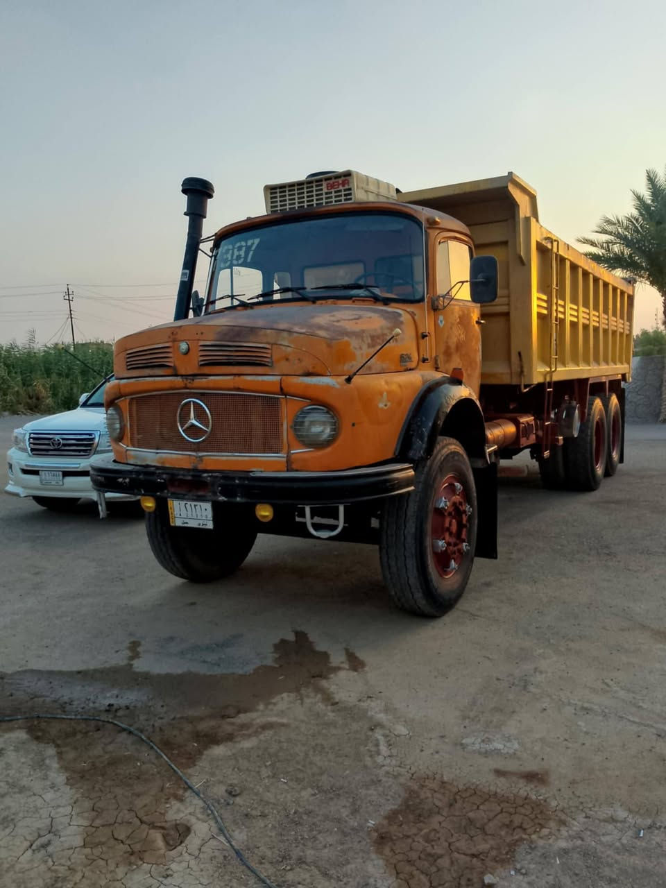 السلام عليكم قجمه البيع موديل ٨١طول بلادي
كير ٩٠ جديد مجموعه جيف محرك جديد  رقم بغداد 
***********كورك
مكان بغداد تاجي
