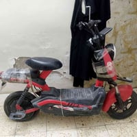 دراجه شحن البيع مستعجل عله بيعته دارجه ناقصه تاير خلفي وبريكات الدراجه...