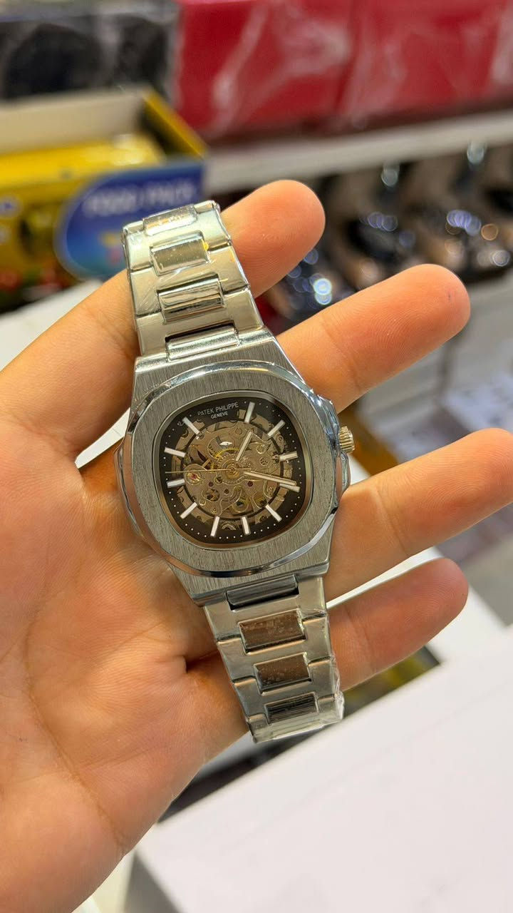 3 ساعات پاتك ڤلب أوتماتيك ⌚
قطع DHL موتجاري
مكينة ياباني نحاس 
مختم سير وقفل وظهر
مع العلبة پاتك ڤلب 
فحص ضد الماي لمدة 4 أيام تبقي بالماي
***********
