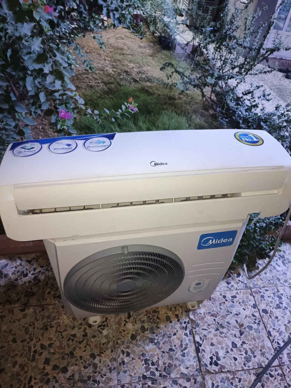 سبلت ميديا 2 طن غاز 22 
سبلت اخو الجديد مداخل تصليح تبريدة ثلج كل نقص مابي للبيع بسعر 360 الف وبي مجال تاخذه ع الفحص والضمان مكاني جسر ديالى ***********
