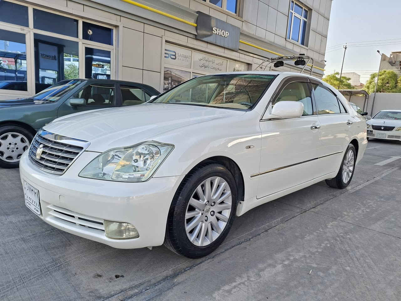 بەناوی خوای گەورە شاهینەمووس 2005 گێڕومەکینەبچوک 180سویچ 2دوگمەناوزەرد 
1پارچەی بۆیاخە 
بێ چاڵوشوخت سەقفی جوانە  تەبریت کارەبای گێڕومەکینەبەشەرت تایەی تازەیە 
ڕۆنی گێڕومەکینەگۆڕاوە
 دەشبڵی جوانەوساجی نەشکاوە
کۆدی بۆکراوە
  شوێن سلێمانی 
***********
***********
