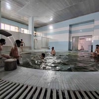 حمام العليل • عوائل • كوسترات خاصه