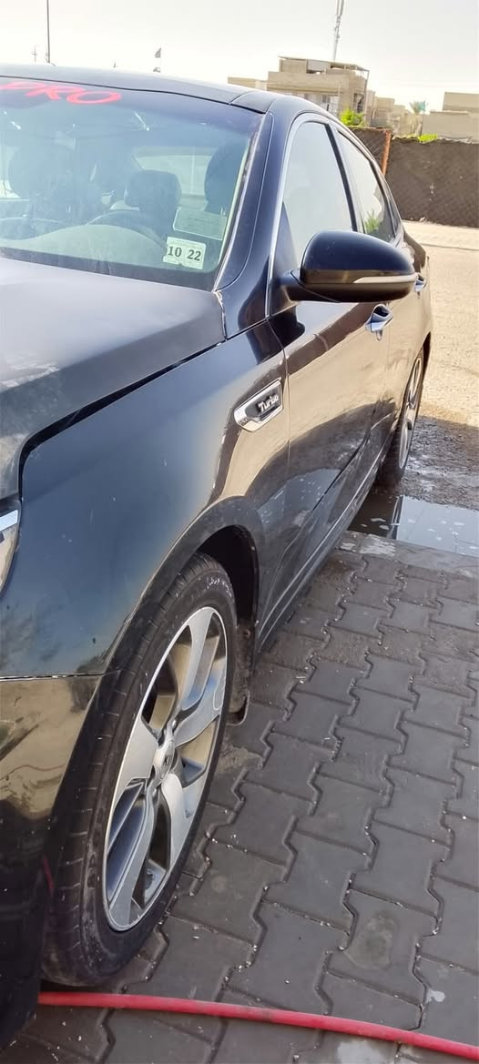 السلام عليكم كيا اوبتما 2018 وارد امريكي بآسمي تبريد ثلج تخم تاير حداديه كير كله جديد بس مكينتها مجفته  حادثتها بس بنيد شواصي لغود كله مكفول ب110 وبيها مجال مكان نجف
***********
