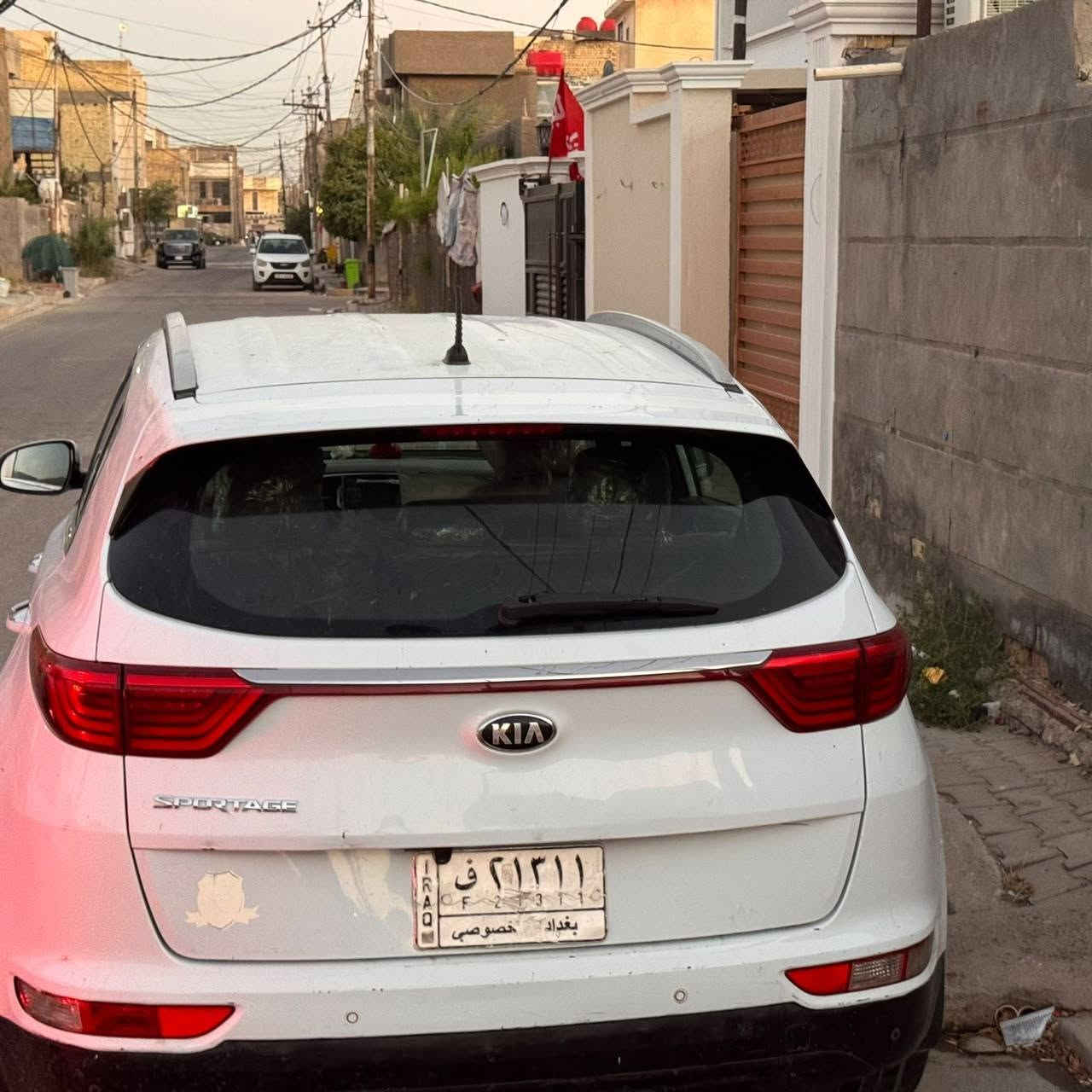 السلام عليكم
كيا سبورتج خليجي السياره موديل 2019 ماشيه 107
محرك2000 المرغوب ضرر فقط صبغ قطعه واحده (البنيد)

رقم بغداد بسمي تحويل ثاني يوم     (الموصفات)👇🏻

1_داخل بيجي دشبول اسود كشن نص مخمل ونص جلد 
2_ 3بصمات

3_كشنات الاماميه  كهربائية 
4_شاشه
5_كامره خلفيهHD 
6_شحن لاسلكي
7_حساسات امامي خلفية 
8_سايد بريك دكمه 
9_اوتو هولد 
10_درايف مود وضع قياد
11_ تحكم ستيرن
12_تبريد قطعتين 
13_بك لايت لد
14_مري شفط + إشارة 
15_كشافات زينون 
16_ترحيب عند الاقتراب

(وبعد بيه موصفات)
والسونار مرفق بلصور

الاستفسار : ***********

مكاني بغداد 🛑

سعرها 180 وبيها
