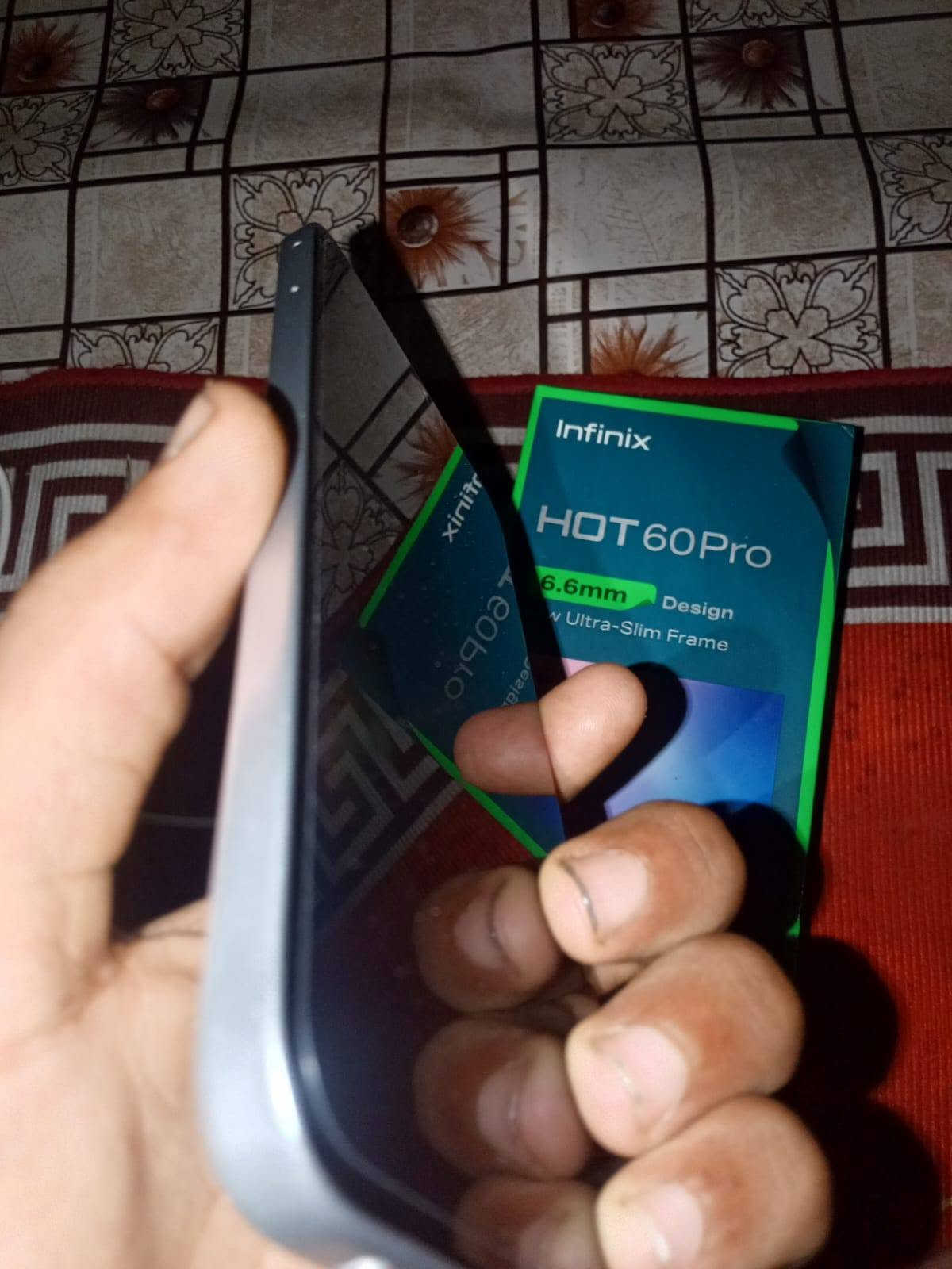 سلام عليكم انفكس هوت 60برو 
مواصفات داخل صور 
جميع ملحقاته وياه 
استخدام 3اسابيع 
ب350بيه مجال للشراي

نص مكتوب في الصور:
- هاتفي XOS 16.3.0 التحقق من التحديثات اسم الجهاز Infinix HOT 60 Pro التخزين ٢٥,٦٣ غ.ب / ٢٥٦ غ.ب الطراز Infinix X6885 وحدة المعالجة المركزية Helio G200 RAM ٨,٠٠ غ.ب+٥,٠٠ غ.ب الكاميرا الخلفية 50M الكاميرا الأمامية 13M البطارية 5160mAh الشاشة ٦,٧٨" Super-Resolution EyeComfort
- Infinix X6885
- Helio G200
- ٨,٠٠ غ.ب.+٥,٠٠ غ.ب.
- 50M
- 13M
- 5160mAh
- ٦,٧٨" Super-Resolution EyeComfort Display
- 16
- 16.3.0.145SP08(OP004PF001AZ)
- V1.1
- 1479637633003572
- معلومات الهاتف
- بطاقة الضمان الإلكتروني
- المعلومات القانونية
- طراز هاتي
- وحدة المعالجة المركزية
- RAM
- الكاميرا الخلفية
- الكاميرا الأمامية
- البطارية
- الشاشة
- إصدار Android
- رقم الإصدار
- إصدار الجهاز
- الرقم التسلسلي