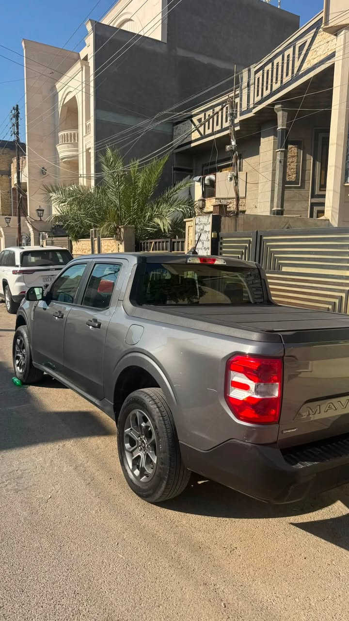 السلام عليكم 
فورد مافريك XLT 2023 
رقم بغداد 
صور الحادث مرفق وكل تفاصيل السيارة ايضاً 
هايبرد مكينة 2500 
السيارة باسمي وتحويل ثاني يوم 
عنوان السيارة بغداد -حي الجهاد 
رقم الهاتف :***********
السعر : 16500$
