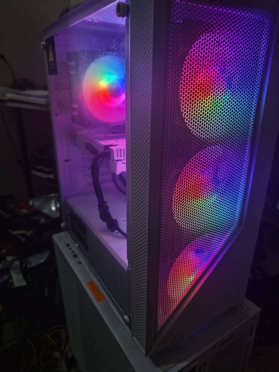 تجميعة • RTX 2060سوبر • Ryzen 5 4650G