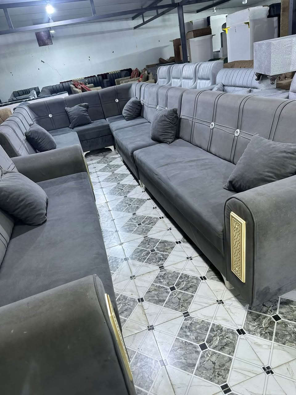 ديوان • رصاصي • ١٥نفر