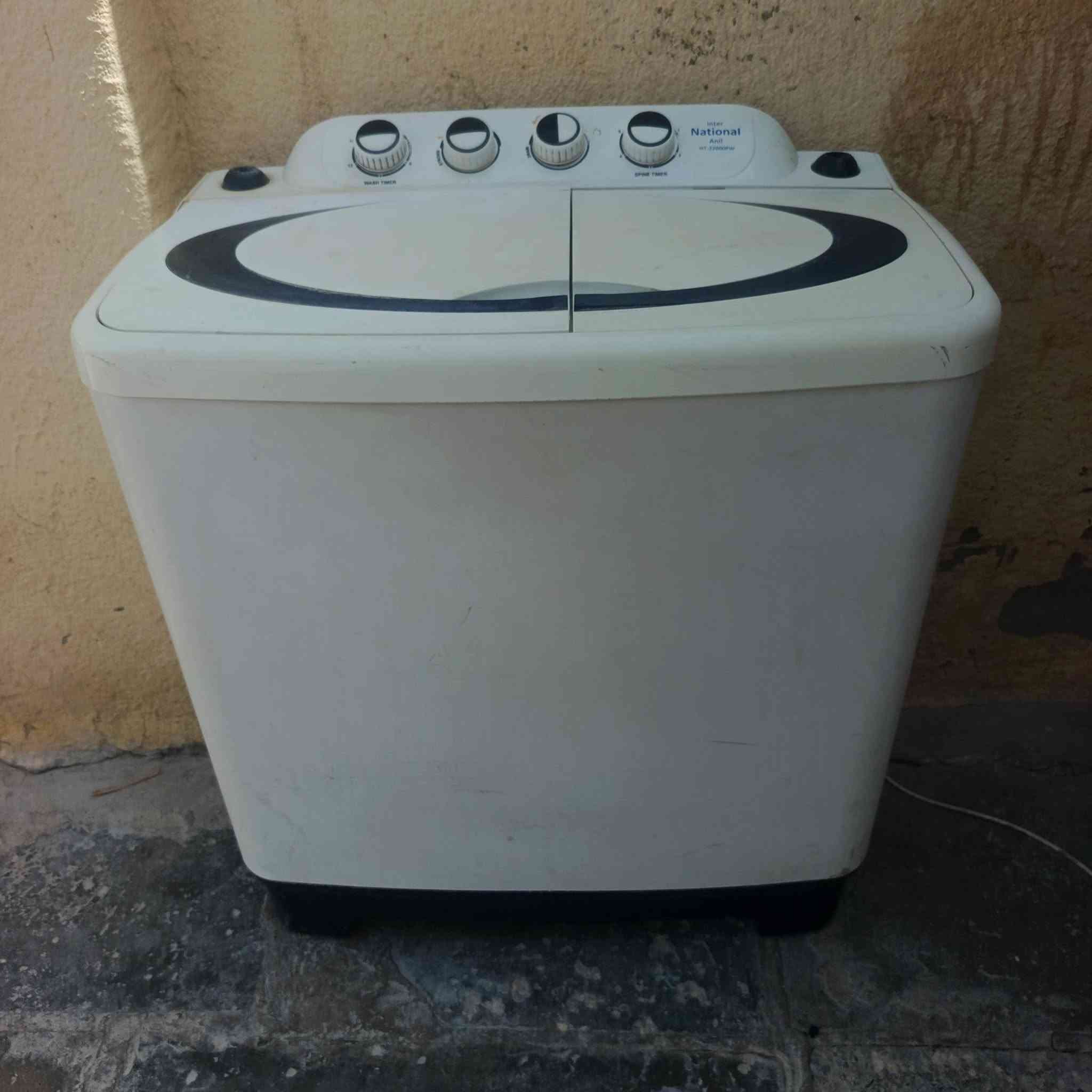 سلام عليكم غسله للبيع نضيفه مناسبه شري تصل ع رقم وتدلل***********
