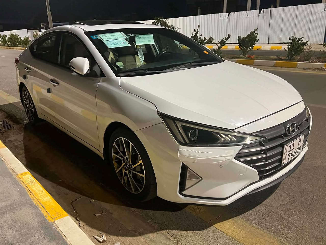 السلام عليكم  للبيع هونداي النترا موديل 2019 خليجي مكينه 2000 دوش السياره رقم بغداد دولي باسمي مكينه كير تبريد مكفولات شرط الفحص السياره جاهزه من كل النواحي المواصفات بصمه سلايد روف تحكمات ستيرن حساس امامي خلفي كامره شاشه جبيره سعر السياره 140 وبيه مجال اي استفسار ***********
